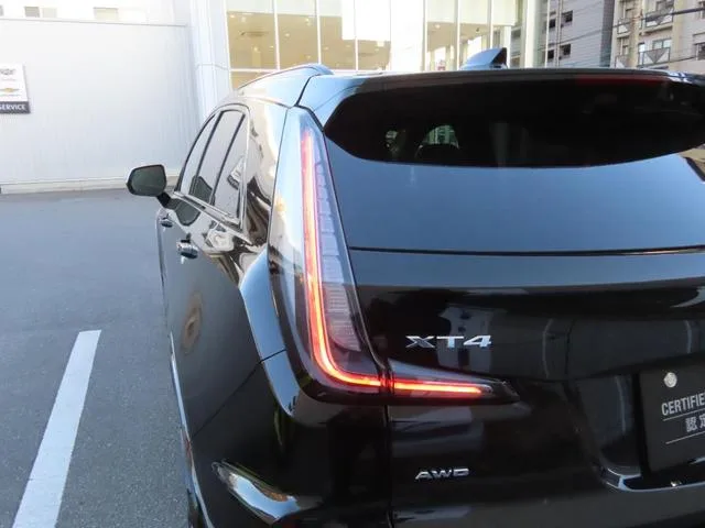 Cadillac CADILLAC XT4 2025 — миниатюра 4