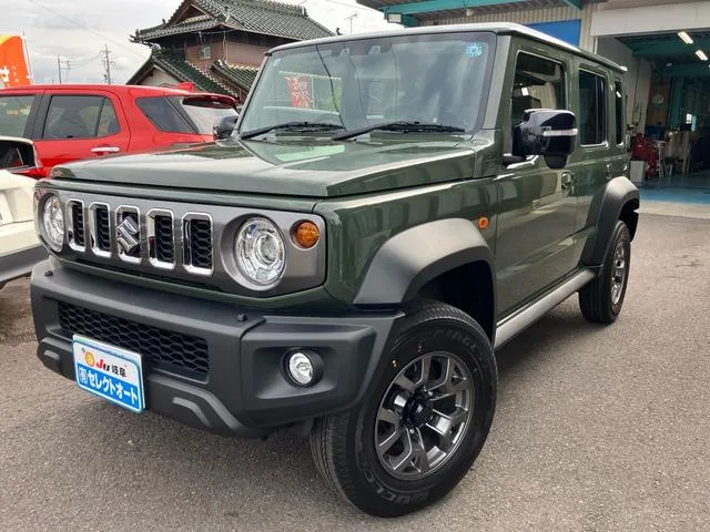 Suzuki JIMNY NOMADE FC 2026 — фото 1, купить с доставкой в Москву