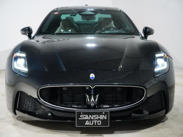 Maserati GRAN TURISMO MODENA 2024 — миниатюра 2