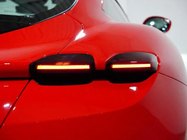 Ferrari ROMA BASE GRADE 2022 — миниатюра 2
