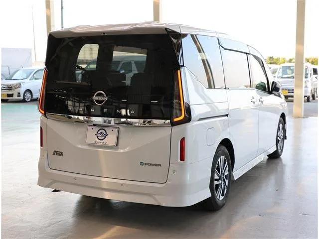 Nissan SERENA E-POWER HIGHWAY STAR V 2024 — миниатюра 3