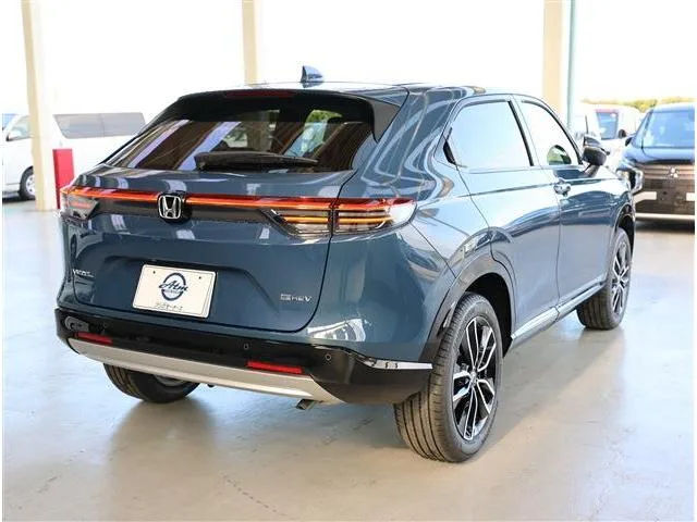 Honda VEZEL E:HEV Z 2025 — миниатюра 3