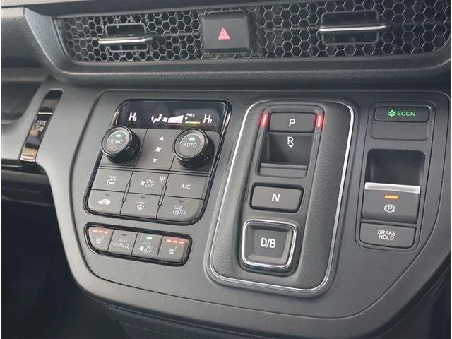 Honda STEPWAGON E:HEV SPADA 2025 — миниатюра 3