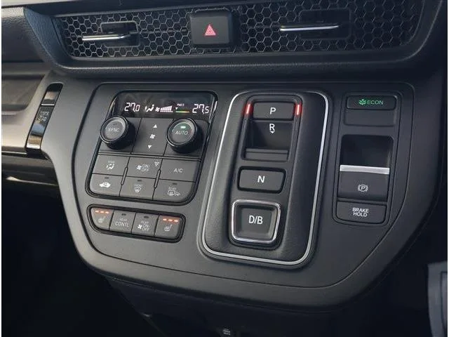 Honda STEPWAGON E:HEV AIR EX 2026 — миниатюра 3