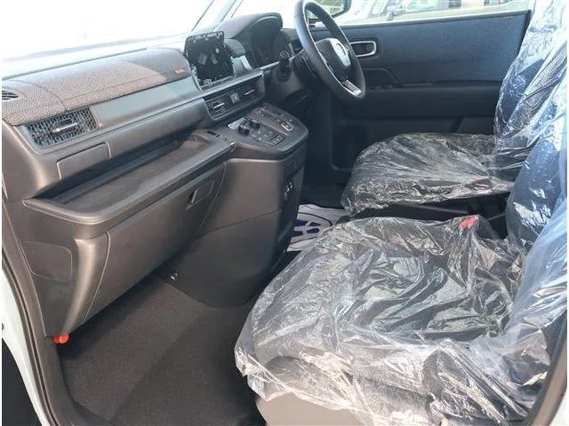 Honda STEPWAGON E:HEV AIR EX 2026 — миниатюра 5