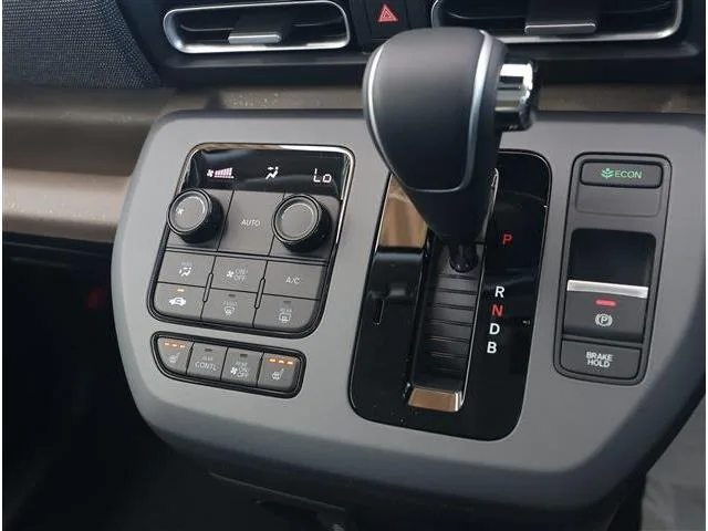 Honda FREED E:HEV AIR EX 2026 — миниатюра 3