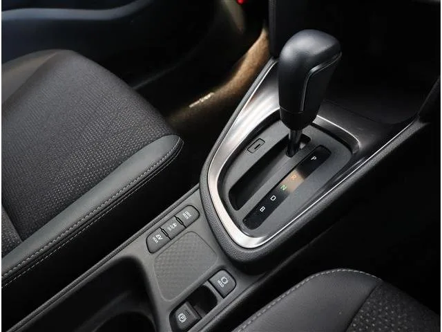 Toyota YARIS CROSS HYBRID Z 2024 — миниатюра 3