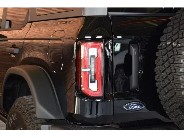Ford Bronco 2024 — миниатюра 5