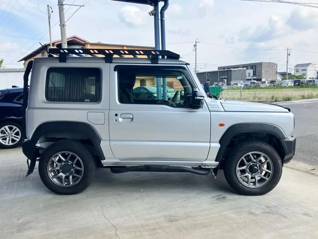 Suzuki Jimny 2022 — миниатюра 4