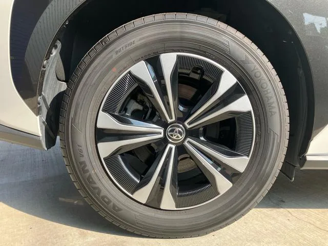 Toyota BZ4X G 2024 — миниатюра 4