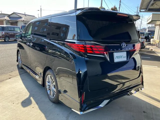 Toyota ALPHARD Z 2025 — миниатюра 3