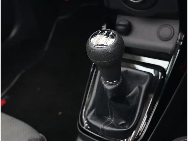 Toyota Copen GR SPORT 2022 — миниатюра 2