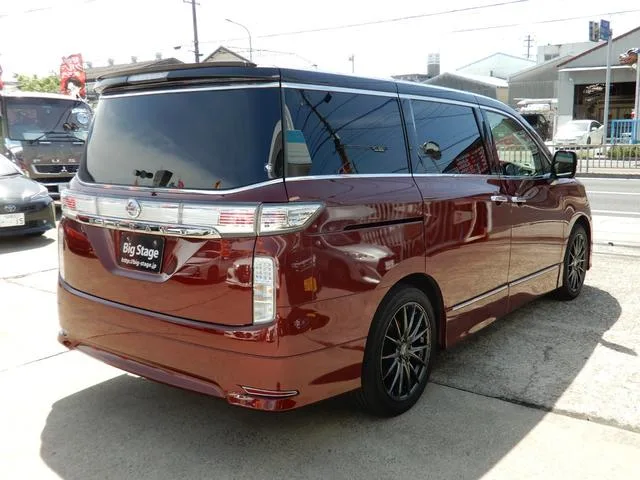 Nissan ELGRAND 250HIGHWAY STAR S 2022 — миниатюра 2