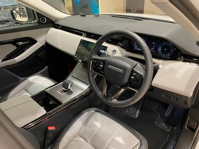 Land Rover RANGE ROVER EVOQUE DYNAMIC SE D200 2024 — миниатюра 5