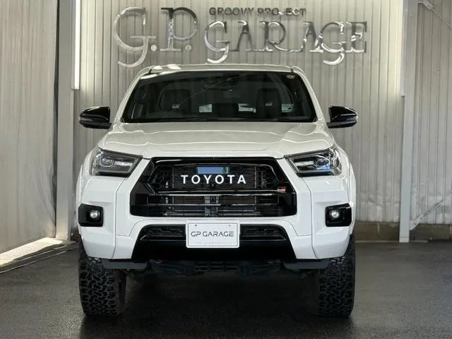 Toyota HILUX Z GR SPORT 2023 — миниатюра 5