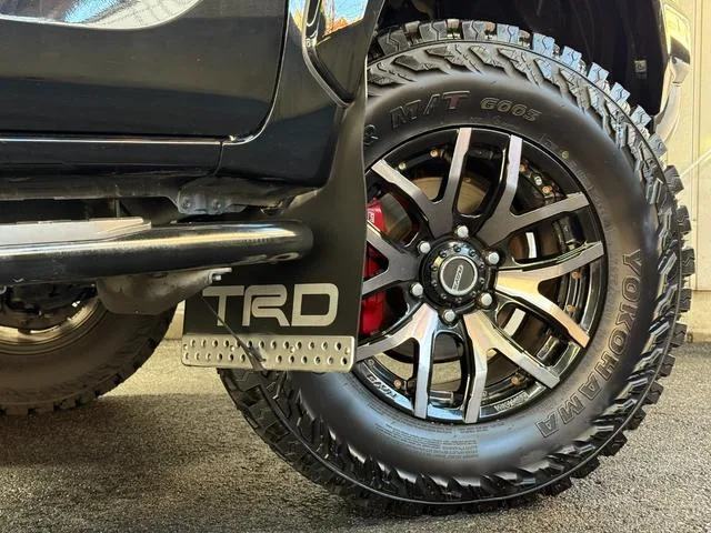 Toyota HILUX Z GR SPORT 2023 — миниатюра 5