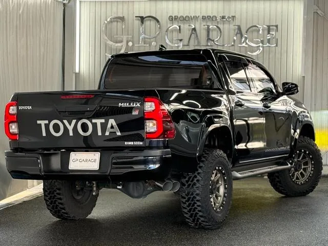 Toyota Hilux Z GR SPORT 2023 — миниатюра 2