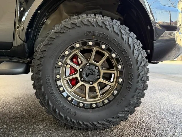 Toyota Hilux Z GR SPORT 2023 — миниатюра 3