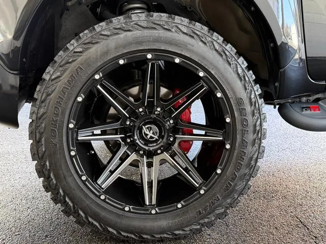 Toyota HILUX Z GR SPORT 2023 — миниатюра 5