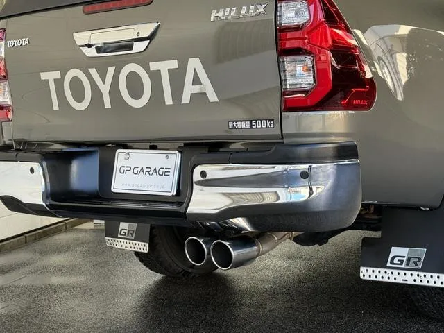 Toyota Hilux Z 2023 — миниатюра 3