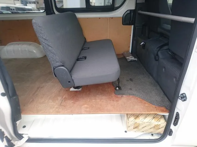 Toyota HIACE VAN 2023 — миниатюра 4