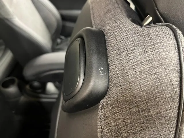MINI MINI COOPER CLASSIC TRIM 2022 — миниатюра 3