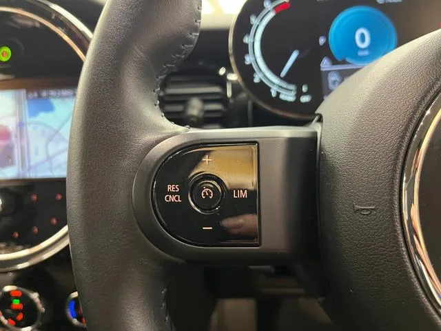 MINI MINI COOPER CLASSIC TRIM 2022 — миниатюра 4