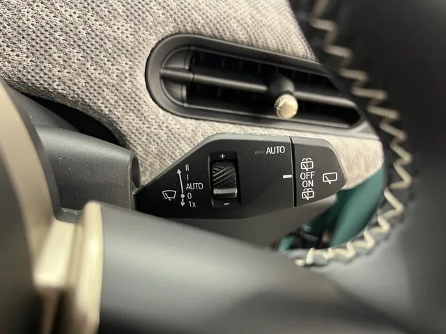 MINI MINI COOPER S FAVOURED TRIM 2024 — миниатюра 5