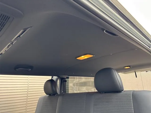 Toyota HIACE VAN SUPER GL DARK PRIME 2025 — миниатюра 4