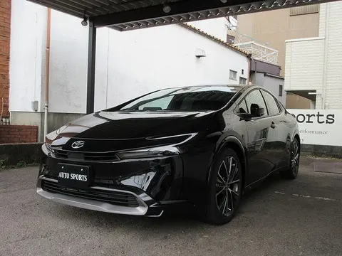 Toyota PRIUS 2023 купить в Москве