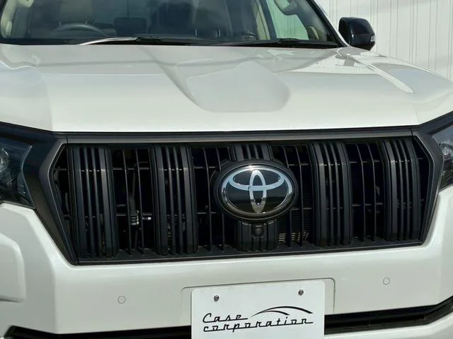 Toyota LAND CRUISER PRADO TX L PACKAGE MATT BLACK EDITION 2023 — миниатюра 3