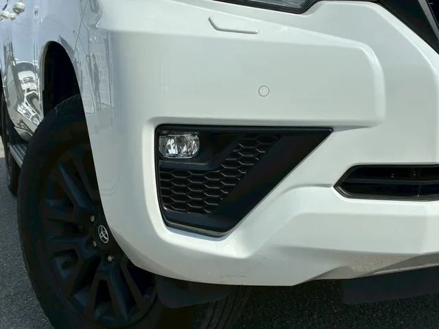 Toyota LAND CRUISER PRADO TX L PACKAGE MATT BLACK EDITION 2023 — миниатюра 4