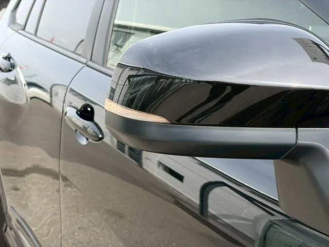 Toyota CorollaCross Z 2025 — миниатюра 5