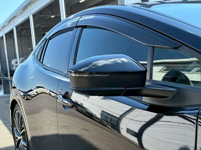 Toyota Prius Z 2023 — миниатюра 5