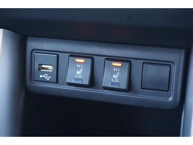 Toyota CorollaCross HYBRID Z 2022 — миниатюра 4