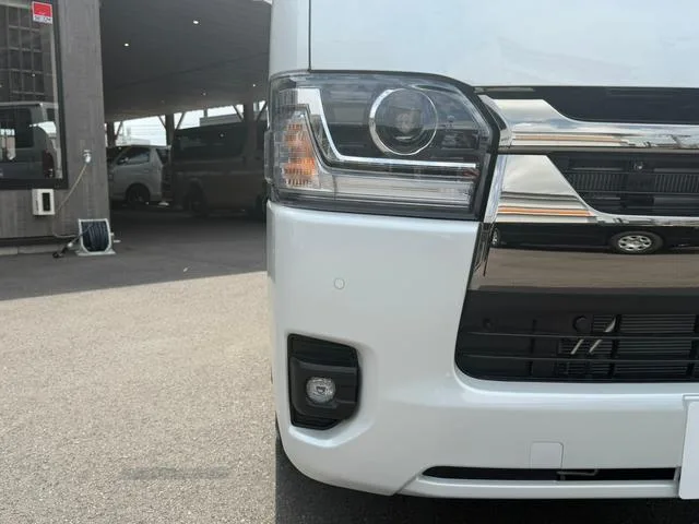 Toyota HIACE VAN SUPER GL DARK PRIME II 2026 — миниатюра 4