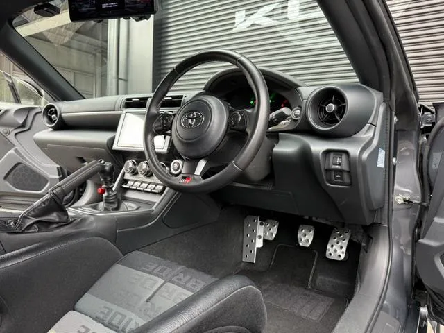 Toyota GR86 RC 2022 — миниатюра 3