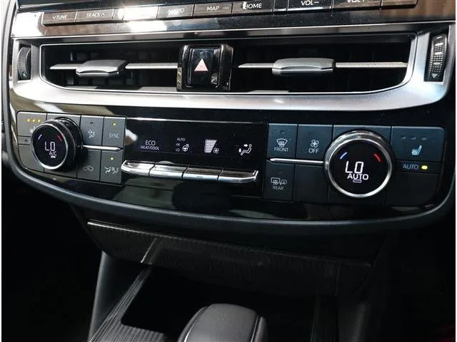 Toyota CROWN HYBRID S 2022 — миниатюра 4