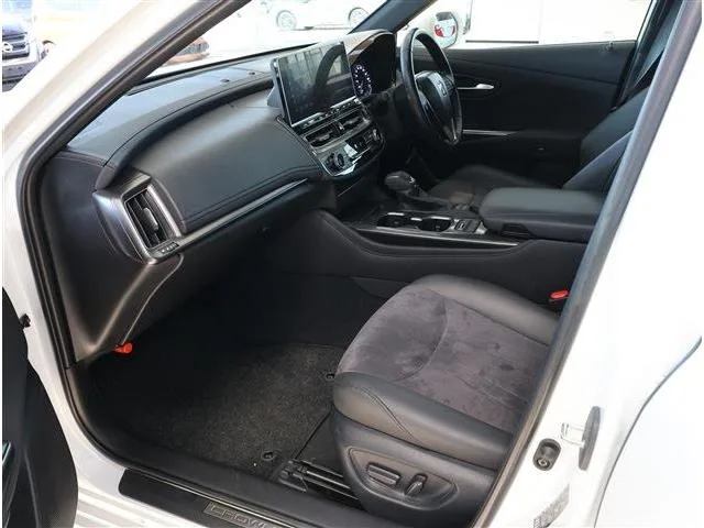 Toyota CROWN HYBRID S 2022 — миниатюра 5