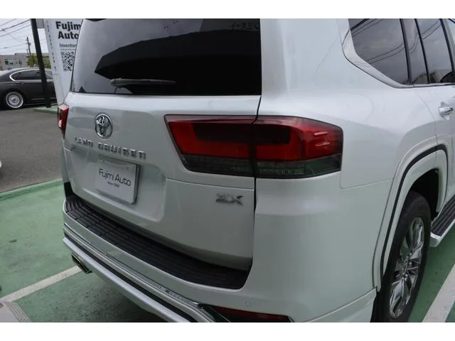 Toyota Land Cruiser ZX 2023 — миниатюра 3