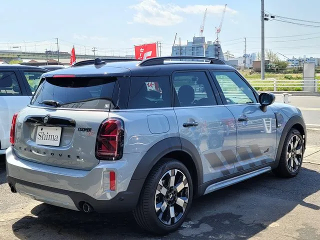 MINI MINI COOPER SD CROSSOVER ALL4 UNTAMED EDITION 2023 — миниатюра 3