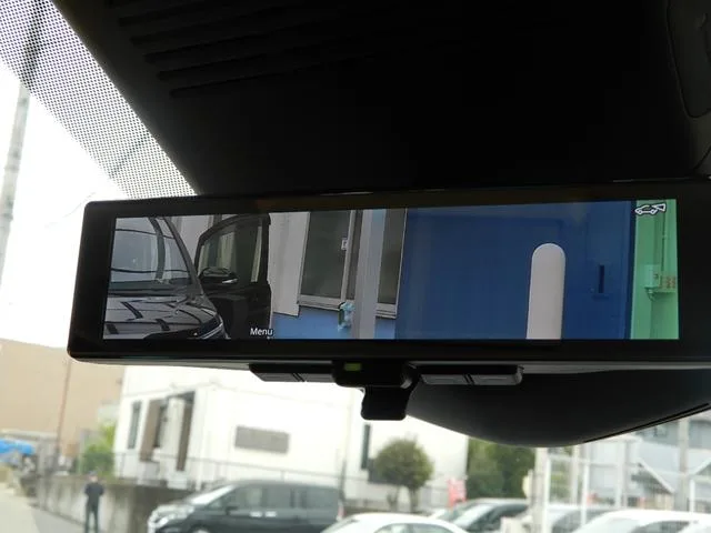 Nissan SERENA E-POWER AUTECH 2023 — миниатюра 3