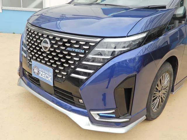 Nissan SERENA E-POWER AUTECH 2023 — миниатюра 4