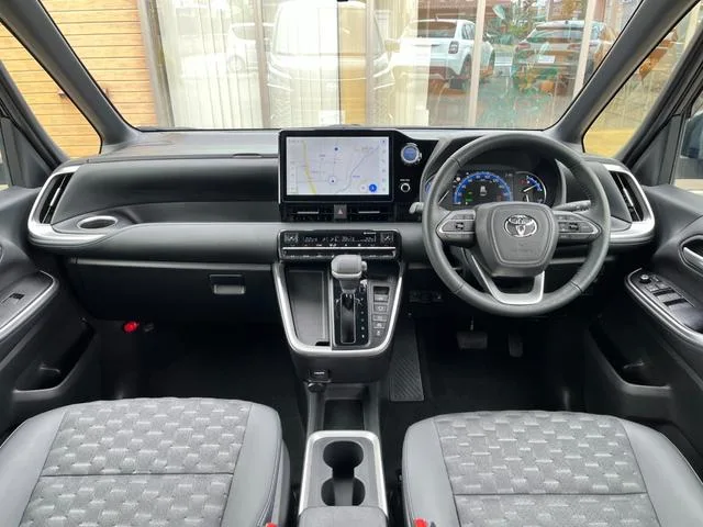 Toyota VOXY HYBRID S-Z 2023 — миниатюра 4