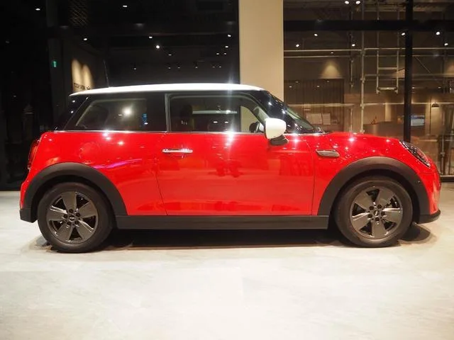 MINI MINI COOPER 2023 — миниатюра 3