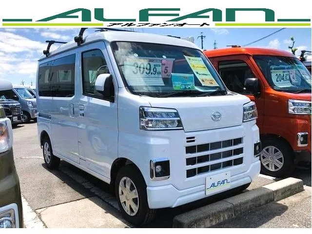 Daihatsu HIJET CARGO CRUISE TURBO 2023 — фото 1, купить с доставкой в Москву