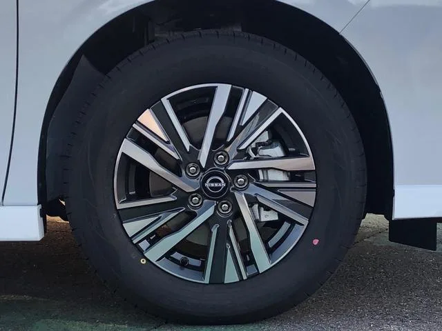 Nissan SERENA HIGHWAY STAR V 2024 — миниатюра 4