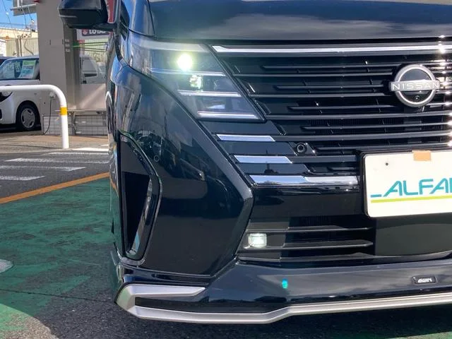 Nissan SERENA E-POWER HIGHWAY STAR V 2024 — миниатюра 5