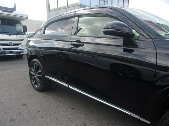 Honda VEZEL E:HEV Z 2024 — миниатюра 2