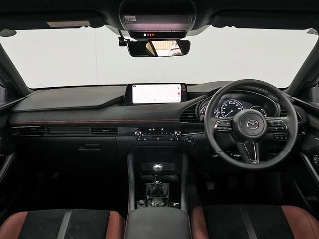 Mazda MAZDA3 FASTBACK 20S RETRO SPORTS EDITION 2023 — миниатюра 3